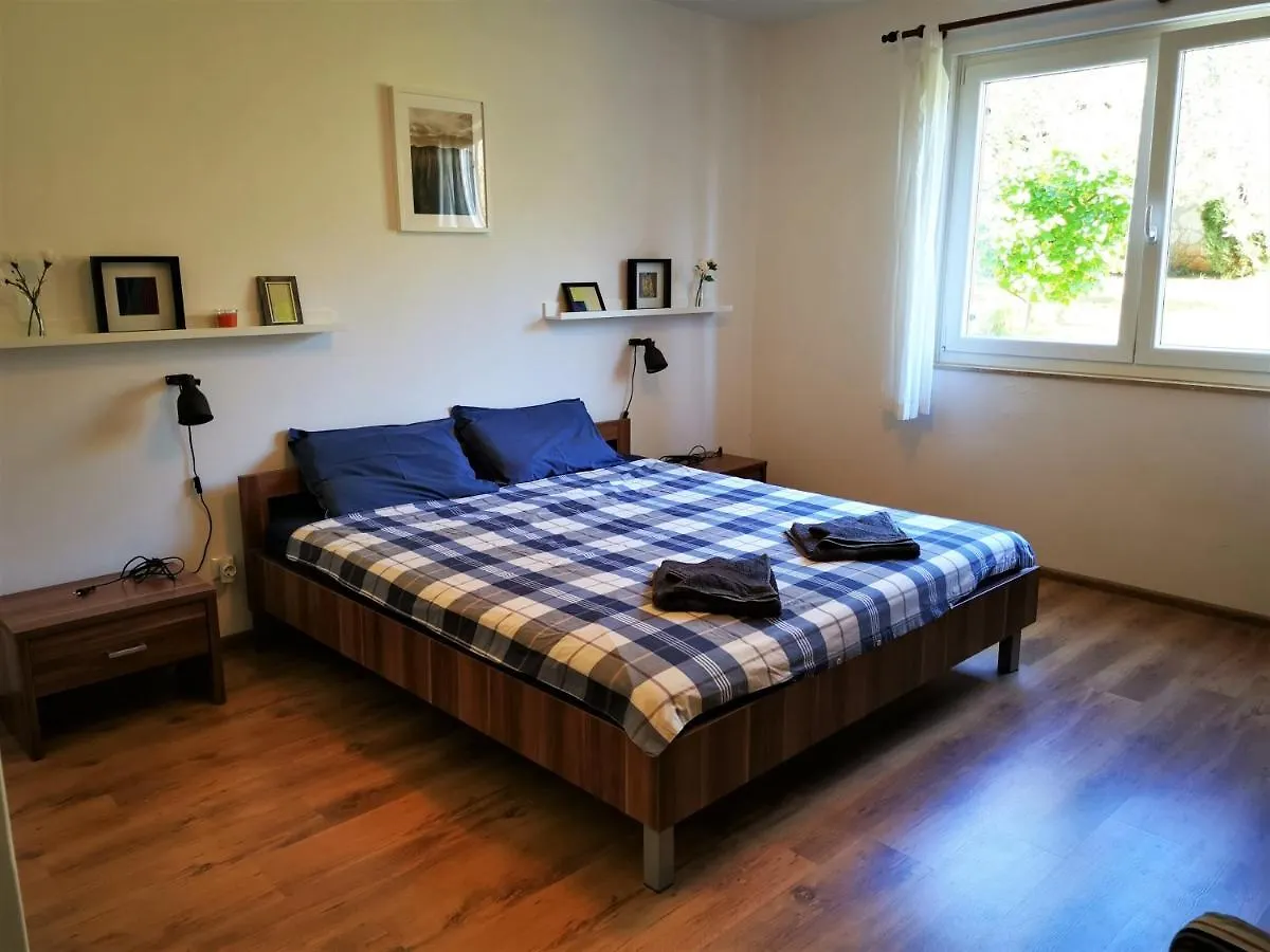 Apartments Dina Pula
