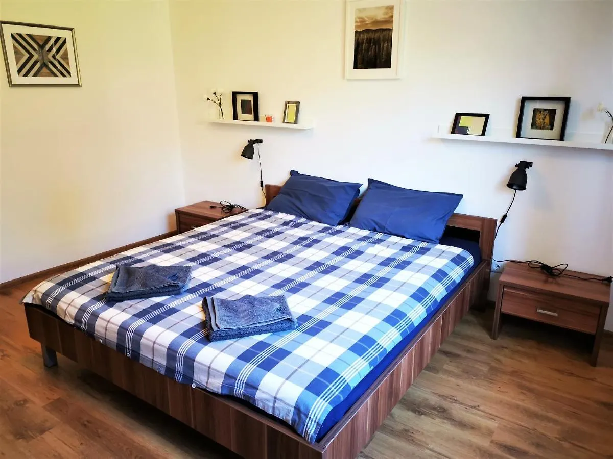 Apartments Dina Pula