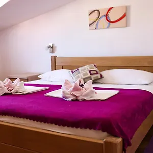 https://villa-kovacevic.splithotels.org
